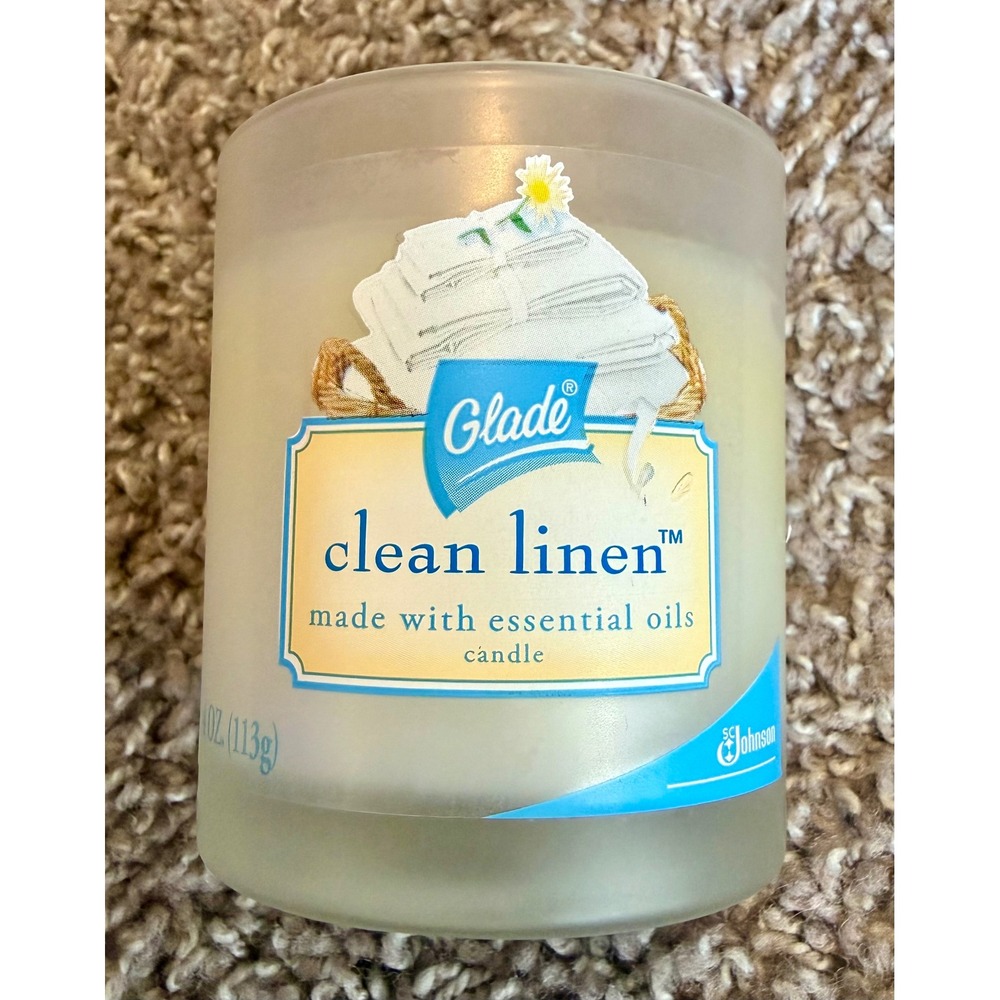 Glade Clean Linen Candle 4oz White Good Essential Oils Frosted Jar